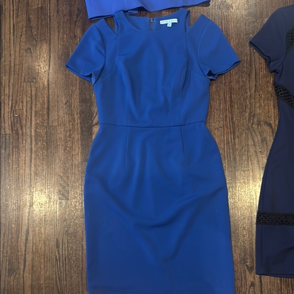 Elegant Blue and Floral Dress Collection - Picture 4 of 10